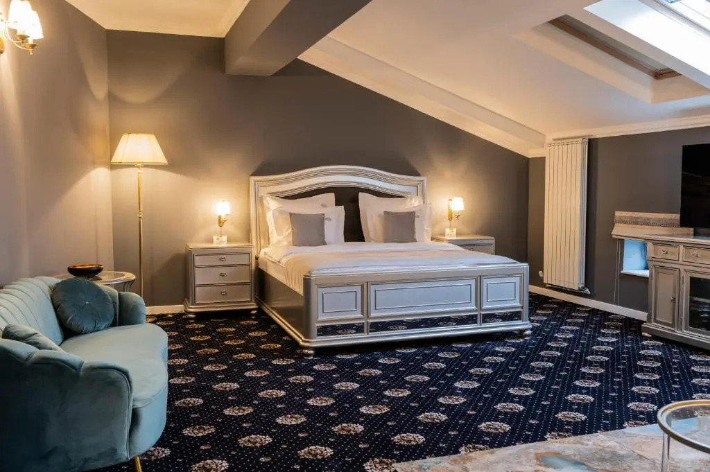 Sir Luxury Boutique Hotel