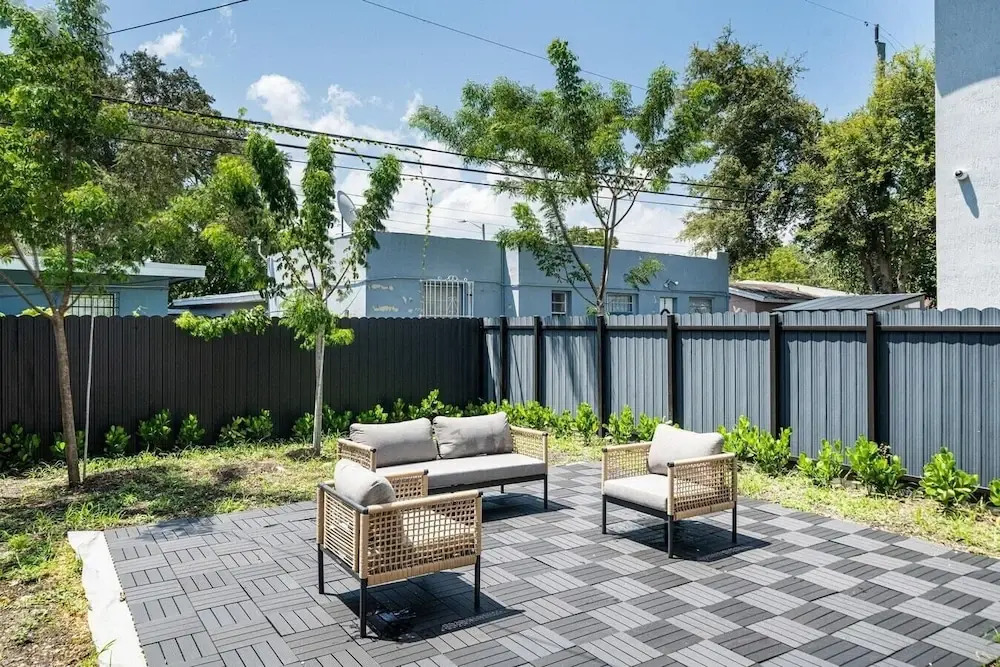 Luxurious 4BR Miami Home With Large Patio & Outdoor Space!