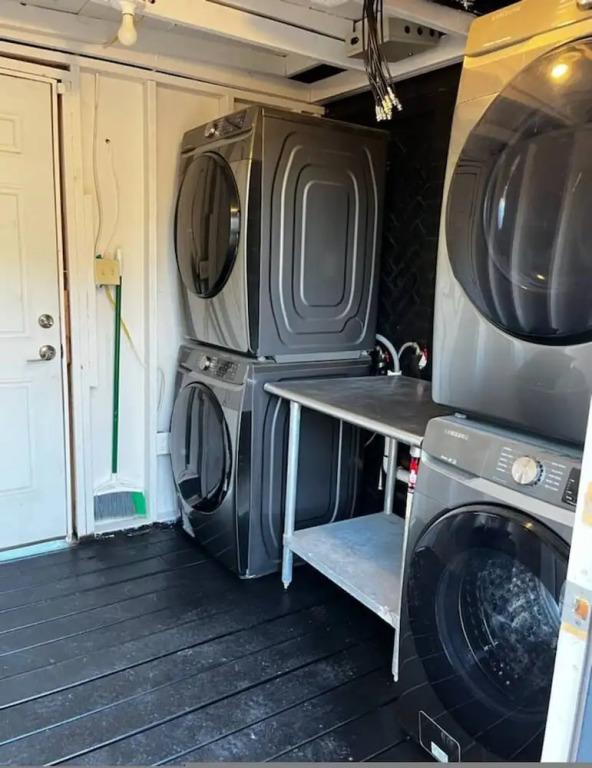 2-bedroom - Equipped Kitchen - Gated Parking