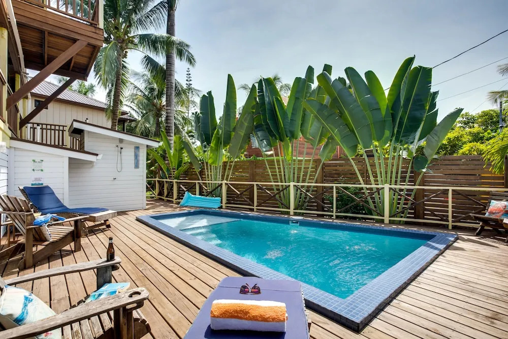 Driftwood Gardens Guesthouse