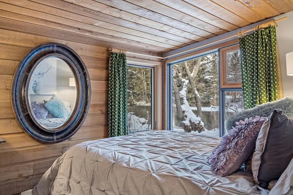 2 Bedroom Cabin