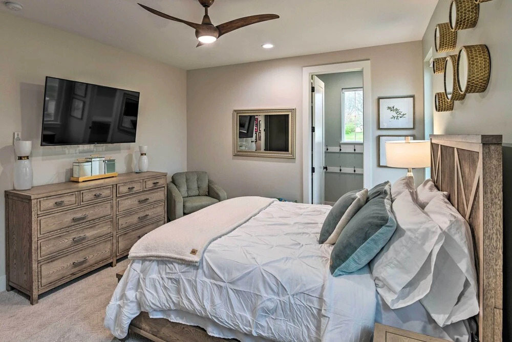 Beautiful Nashville Home Near Downtown w/ Hot Tub!