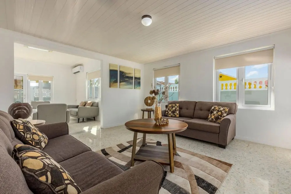 3BR Home w Pool in Downtown 5min Walk 2 Beach