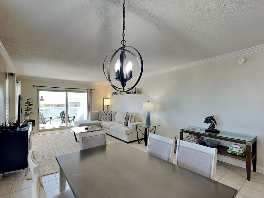 Regency Towers #401 East - Sea La Vie