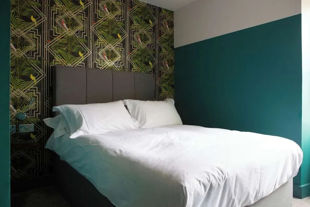 The Crown Rooms