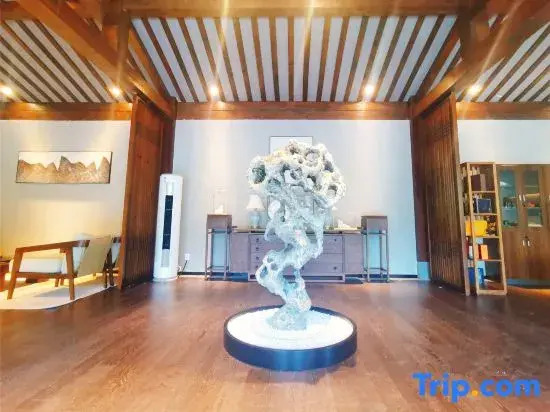 Huajin Manhe Hot Spring Resort (Yongtai Mountain Branch)