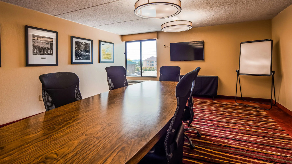 Best Western Plus Knoxville Cedar Bluff