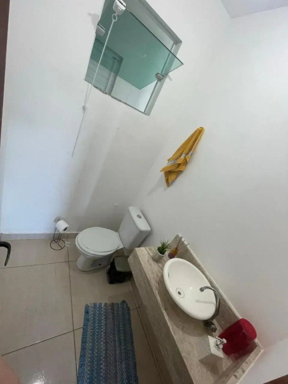 Casa Duplex 2 quartos com amplo quintal