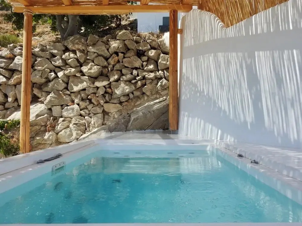 Eolithos Suites