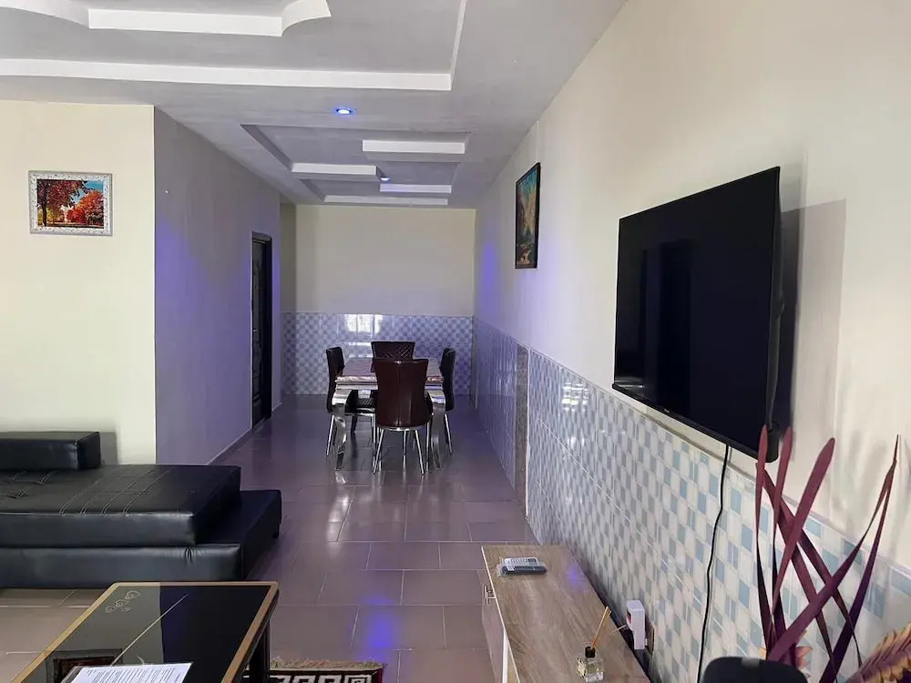 Apartment - Sleeps 4 - Parking - Wi-fi