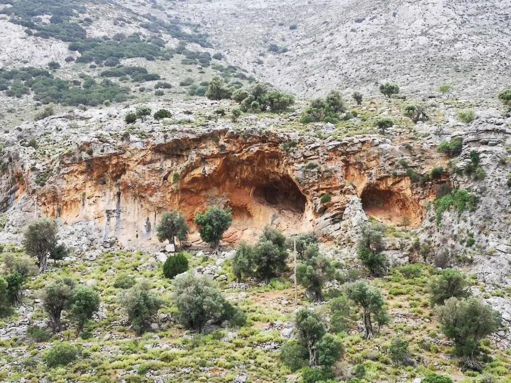 Grande Grotta Studios - Sleeps 8 - Free Parking