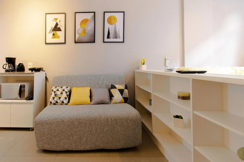 Line Rio Copacabana Moderno Studio Internet 500mbps Smart TV 50 Polegadas e a 100m da praia