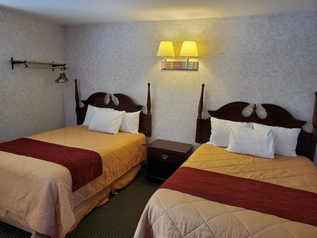 Rodeway Inn Flora