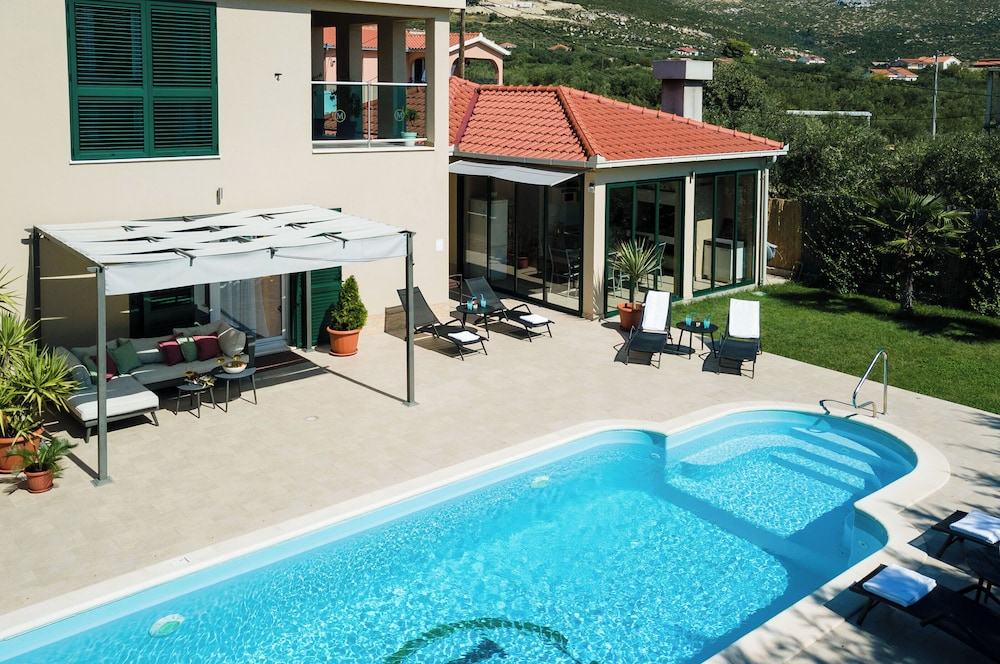 Villa Jolanda