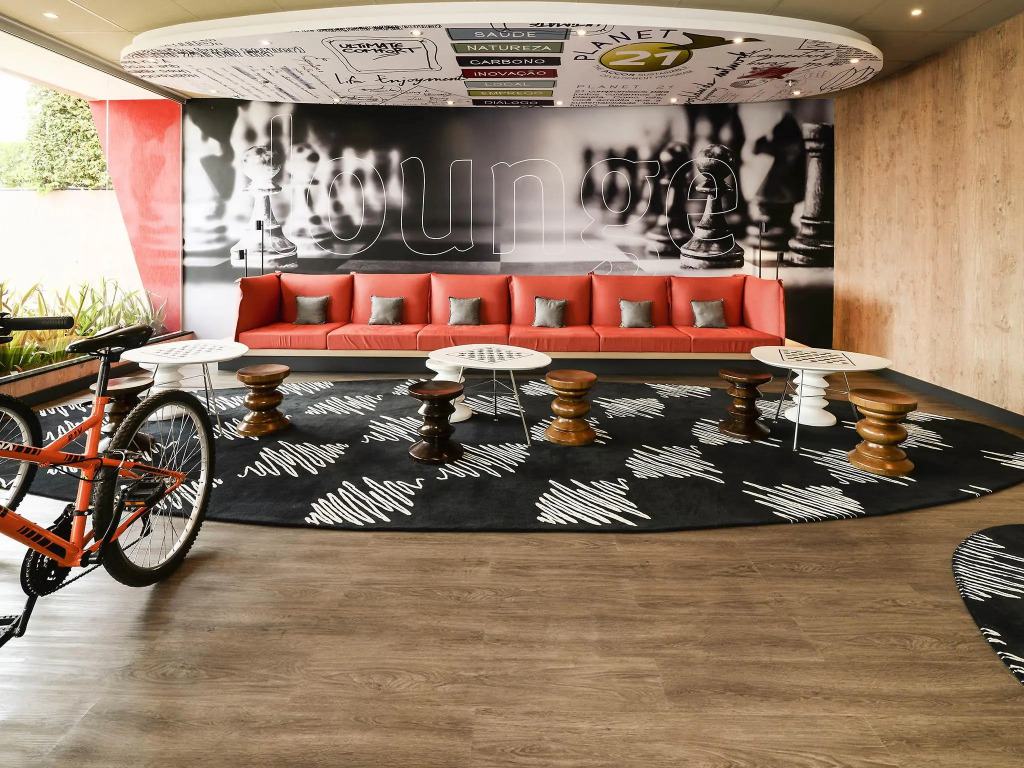 ibis Campo Grande