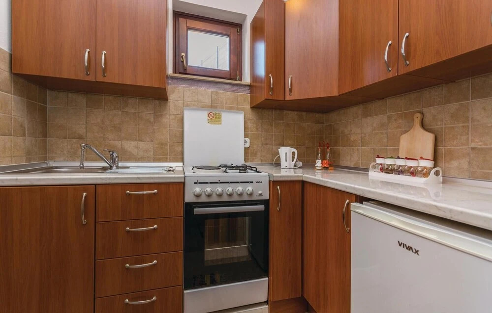 Nice Home in Radmani With Wifi and 2 Bedrooms