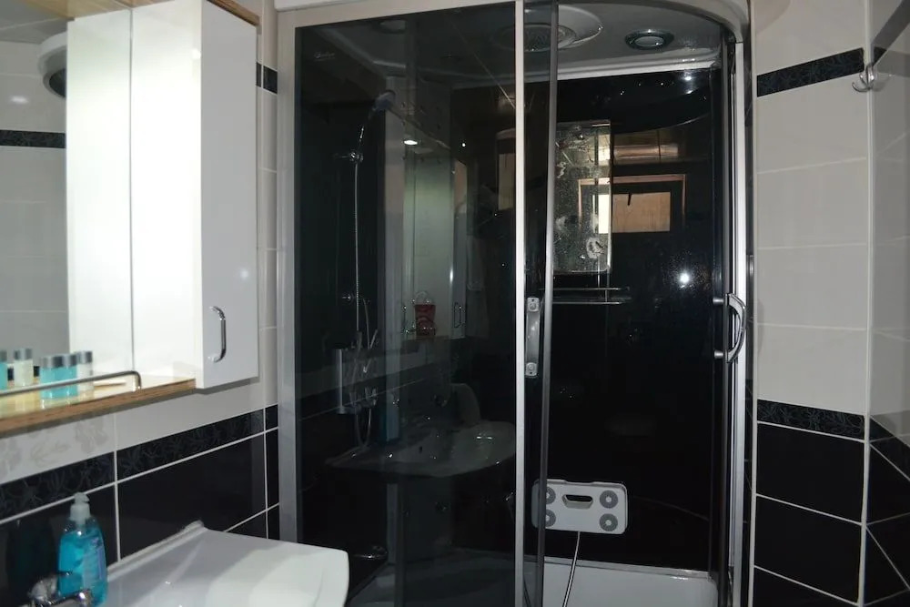 Yildirim Hotel