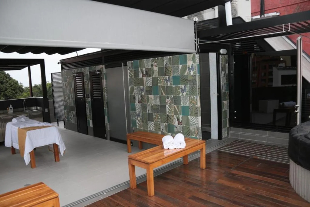 Hotel Foresto 365