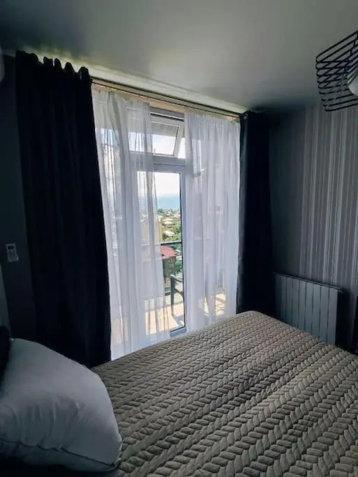Leo Group Apartment 07-707 GURU RESIDENCE Batumi