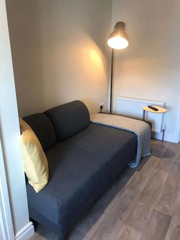 Bush House Accommodation - The Diamond