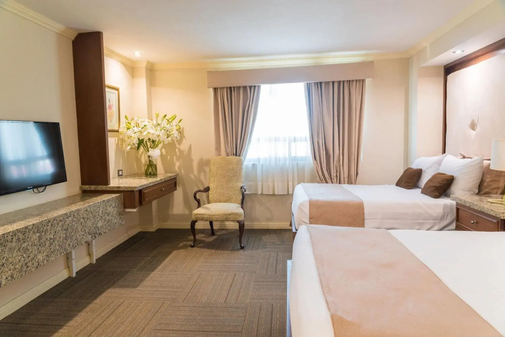 Rose Hotel