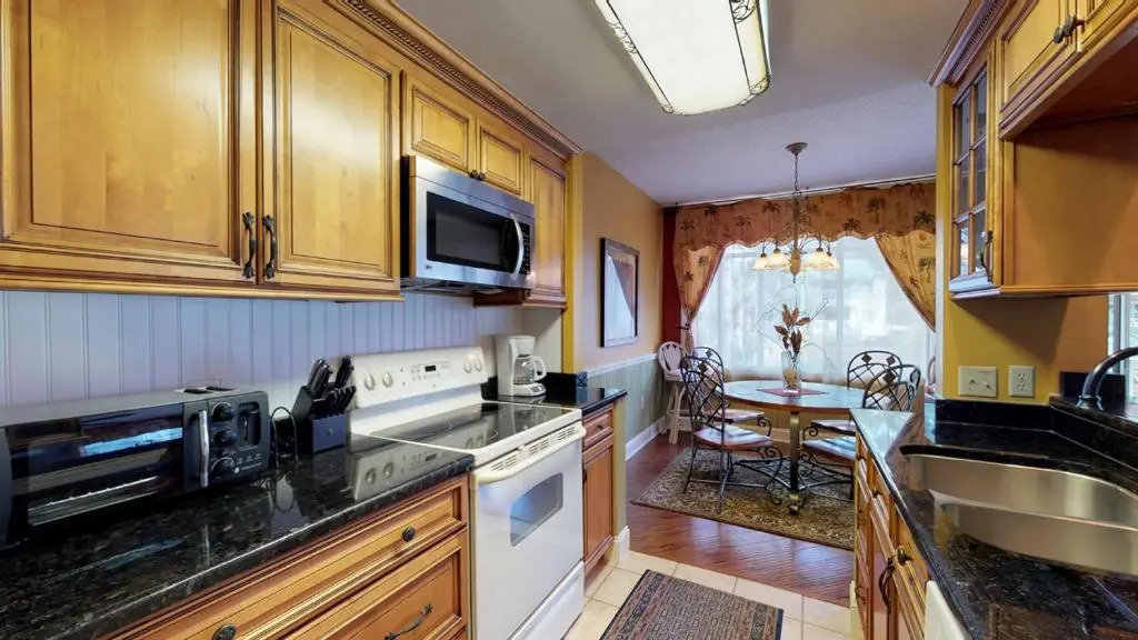 614 Barrington Park