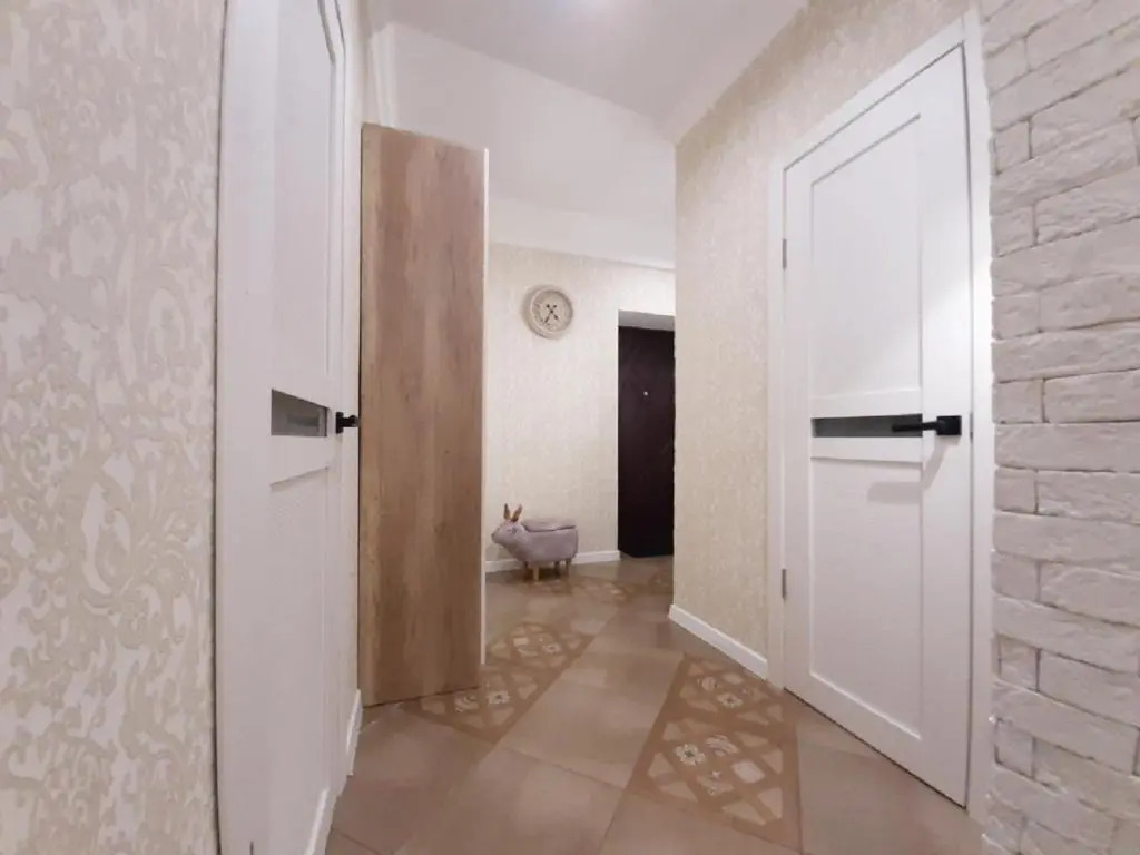 2 BDR apartment near Gorky Park, Center