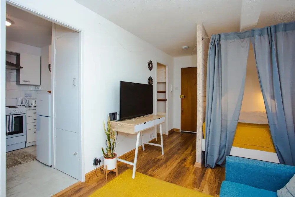 Stylish Studio Flat in West Kensington