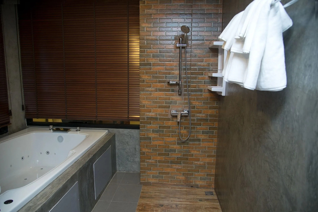 V20 Boutique Jacuzzi Hotel