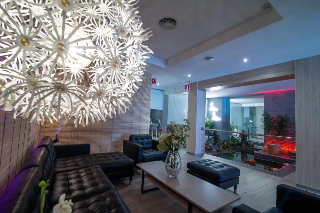 Hotel Nomada