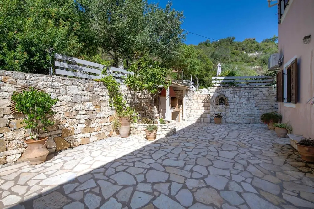 Villa Elpida