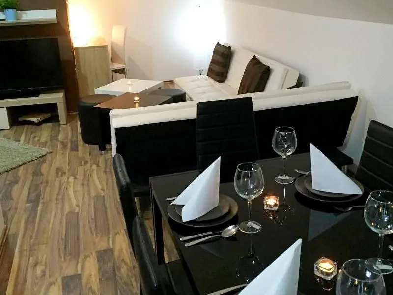 Apartments & Rooms  Sanja