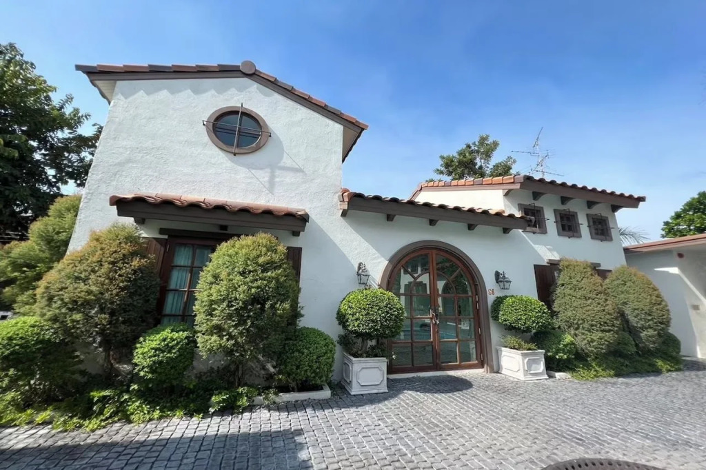 Villa Seville