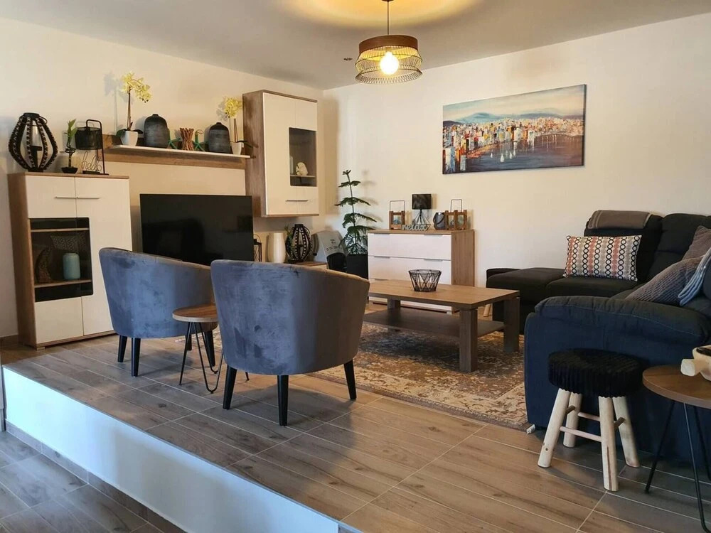 2-bed Apartment 5 Mins From Beach! Zadar, Croatia
