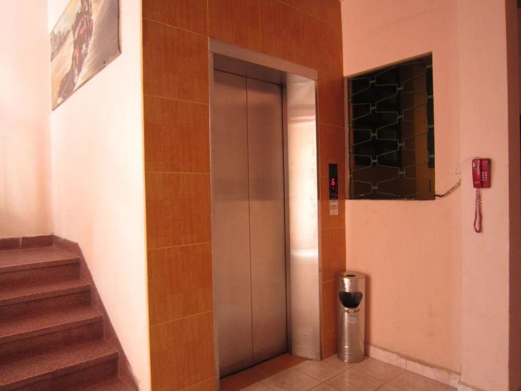 Khách Sạn Hạnh Long