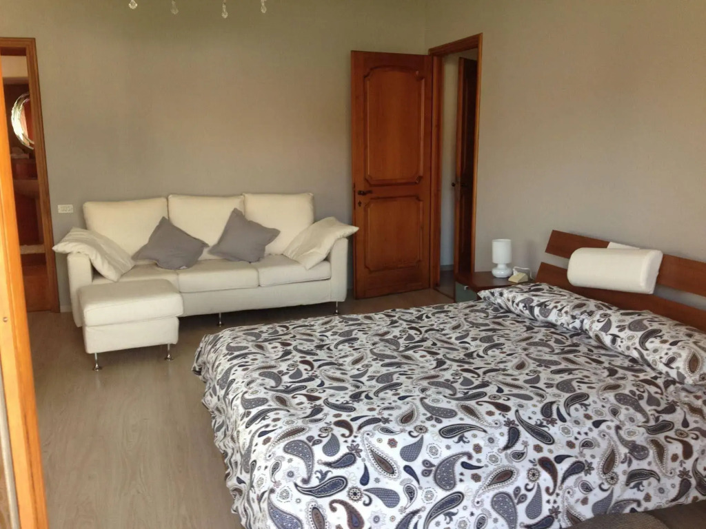 Bella Vita Guesthouse -parcheggio privato interno