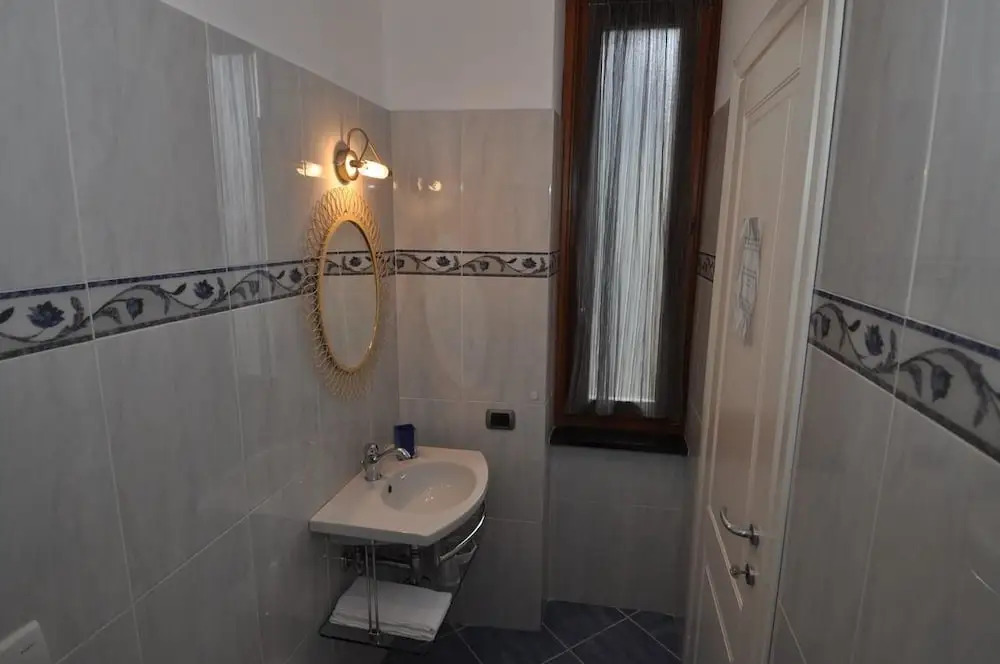 Sandra Villa Rooms