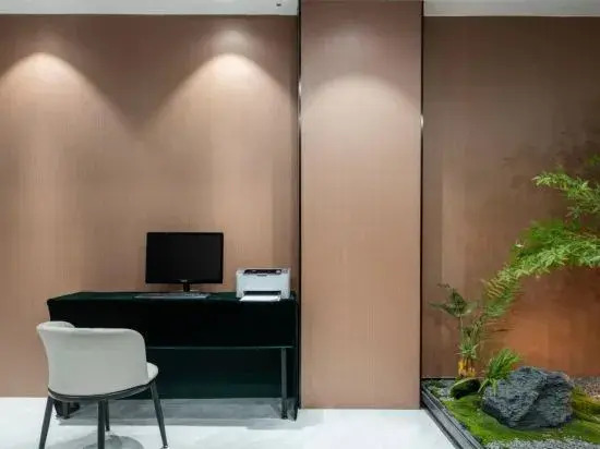 Xingfu Cube Hotel (Guilin University of Electronic Science and Technology )