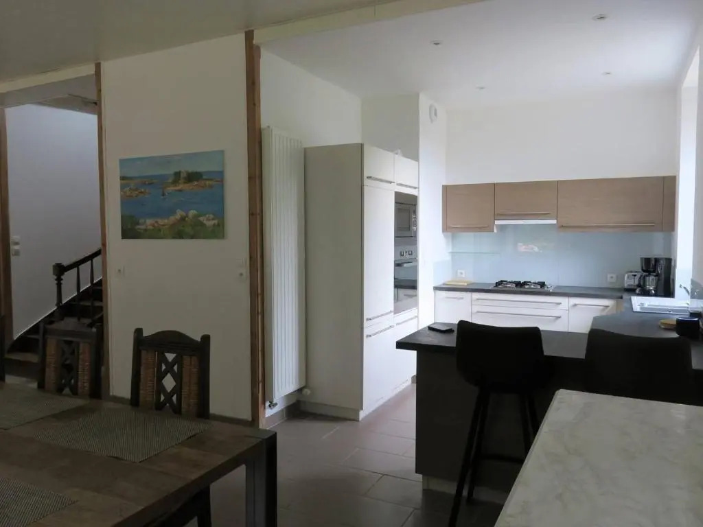 Maison rénovée pierre, jardin, WIFI, 400m mer, St Quay-Perros - FR-1-368-258