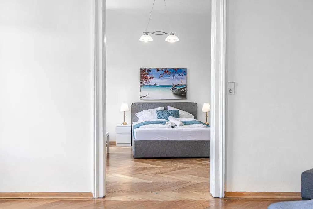 Brilliant 2BR Apt. near AKH-Hospital