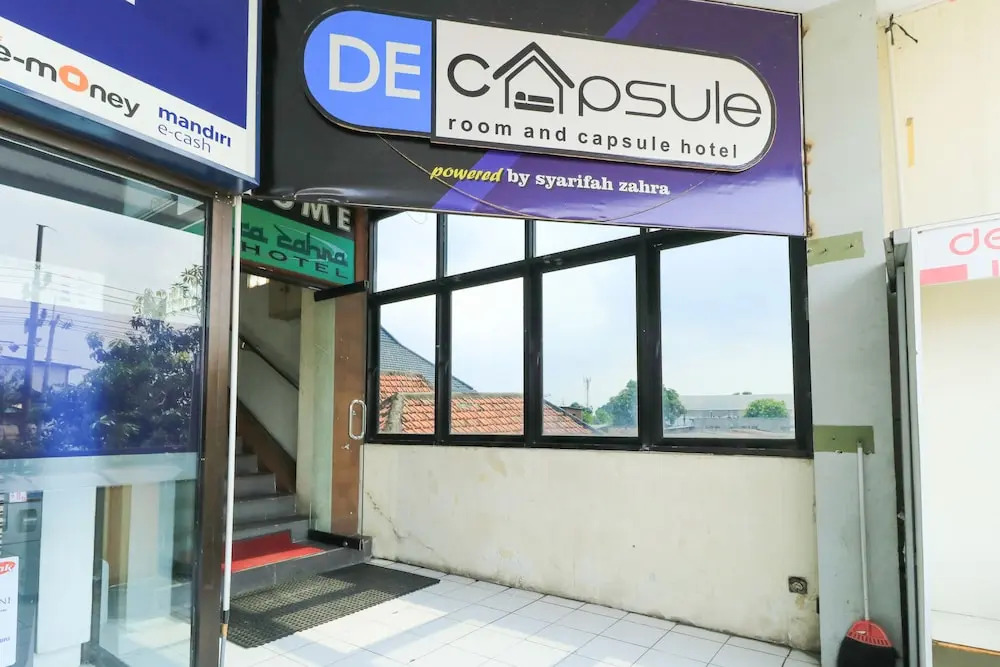 Hotel De Capsule