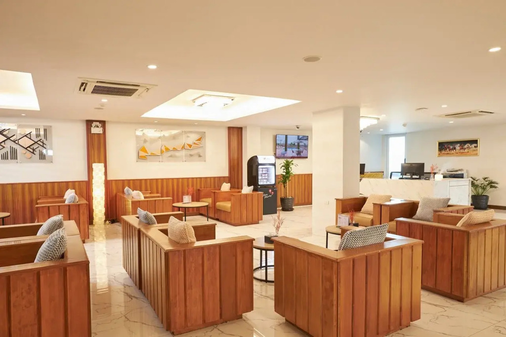 Cozy Donmueang Hotel