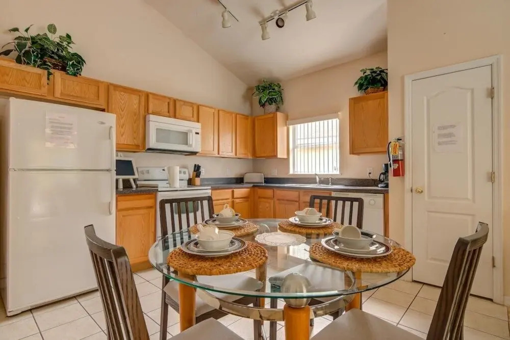 Karis' Sandy Ridge 5 Bedroom Home