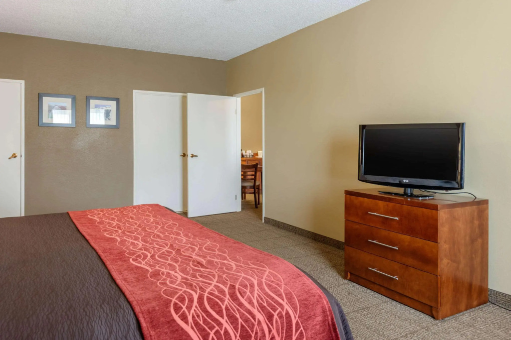 Comfort Inn DFW North-Irving