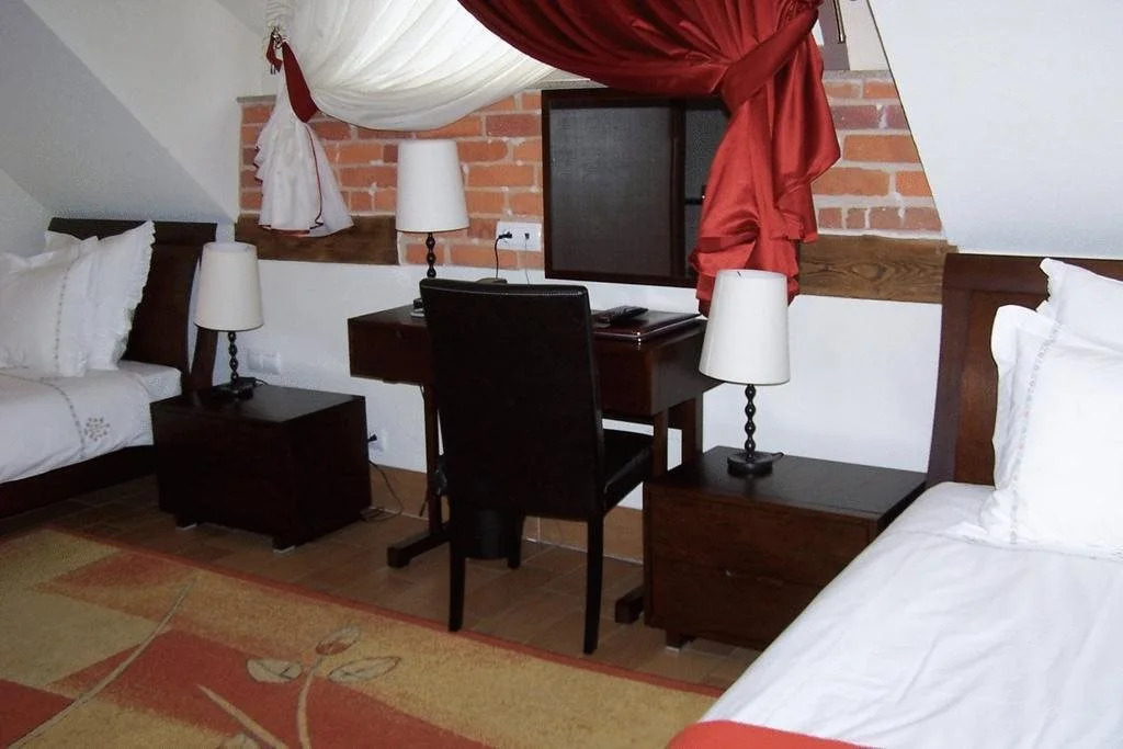 Hotel Flora