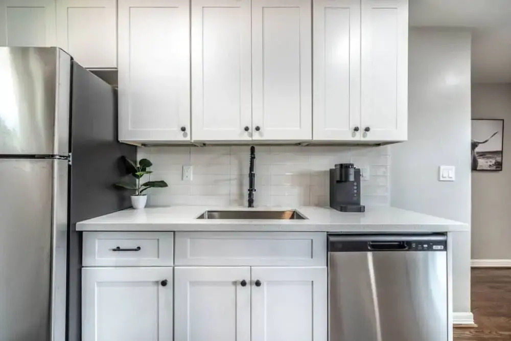 Stylish 1BR Urban Retreat