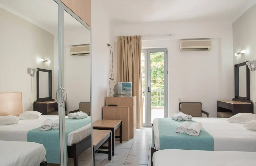 Sergios Hotel