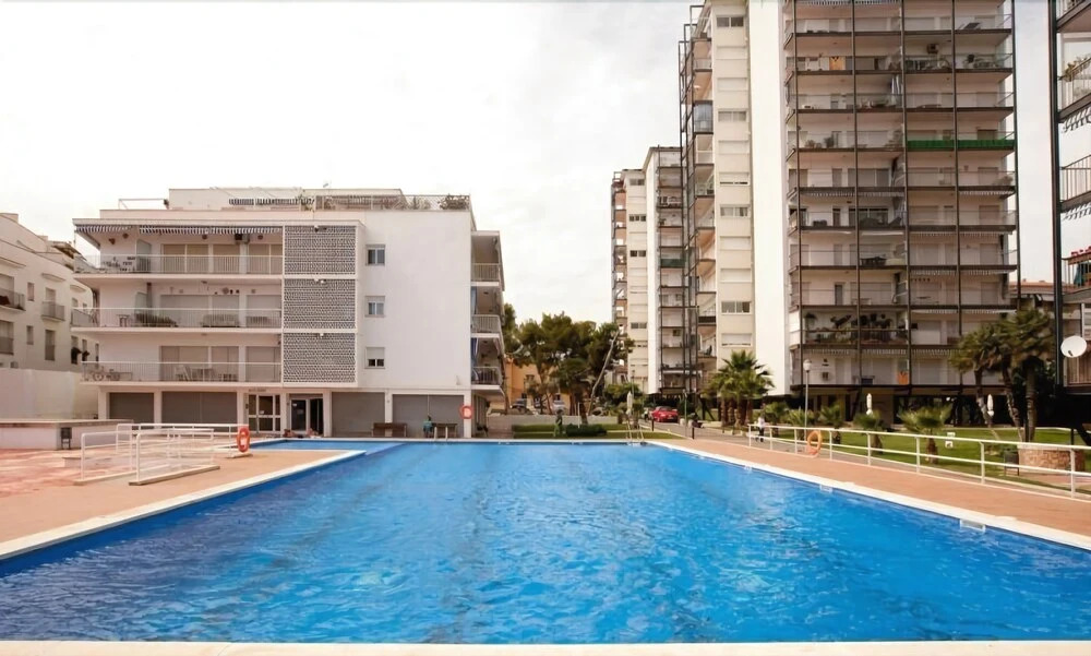 Ciruela Apart