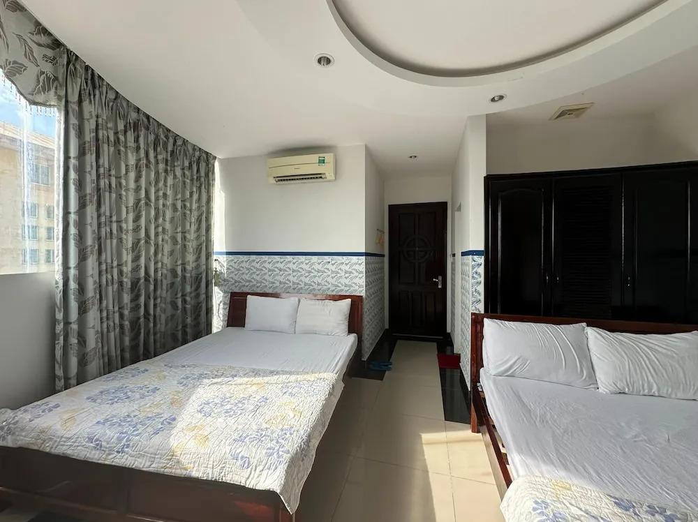 New Day Hotel