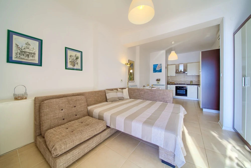Apartments Six